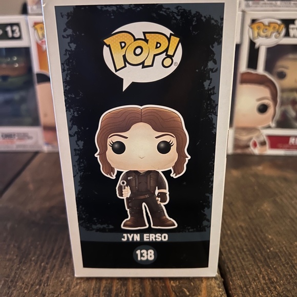 Funko Pop #138 Jyn Erso - Picture 4 of 7